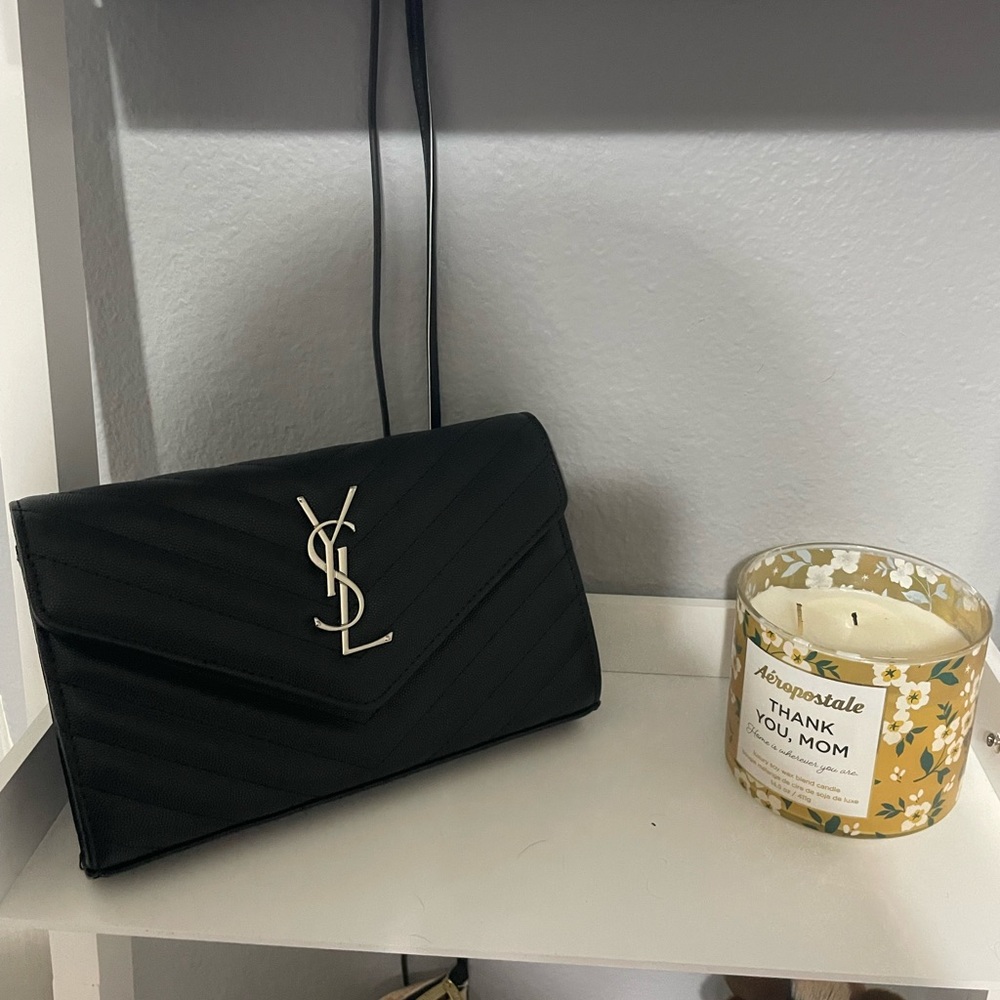 Dupe purse